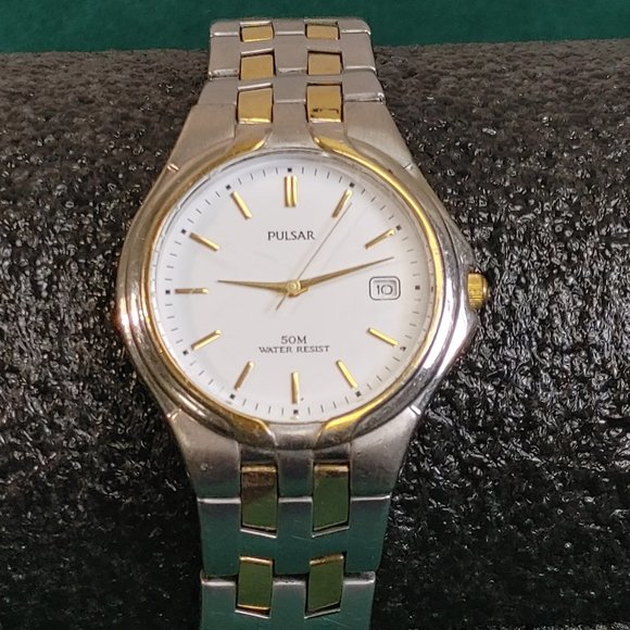 PULSAR MENS TWO TONE WATCH - Picture 1 of 7